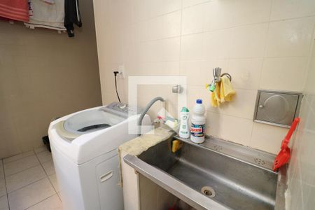 Apartamento à venda com 55m², 2 quartos e 2 vagasÁrea de Serviço