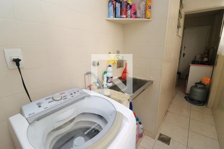 Apartamento à venda com 55m², 2 quartos e 2 vagasÁrea de Serviço