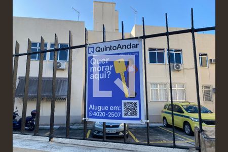 Apartamento à venda com 55m², 2 quartos e 2 vagas Apartamento à venda com 55m², 2 quartos e 2 vagasPlaca
