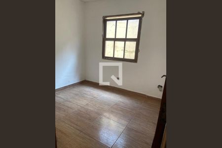 Quarto de casa à venda com 6 quartos, 780m² em Vila Antonieta, São Paulo