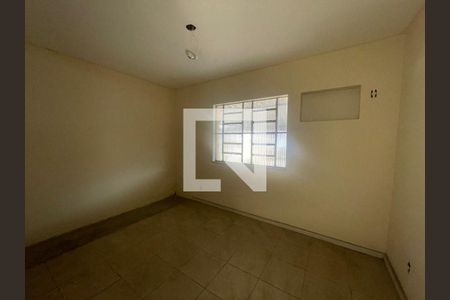 Casa à venda com 3 quartos, 130m² em Santa Rosa, Niterói