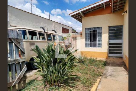 Casa à venda com 80m², 3 quartos e 8 vagas