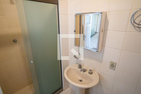 Apartamento para alugar com 300m², 6 quartos e 2 vagasBanheiro de serviço