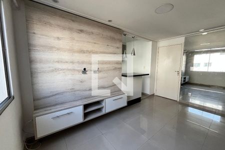 Sala de apartamento para alugar com 2 quartos, 48m² em Vila Urupês, Suzano
