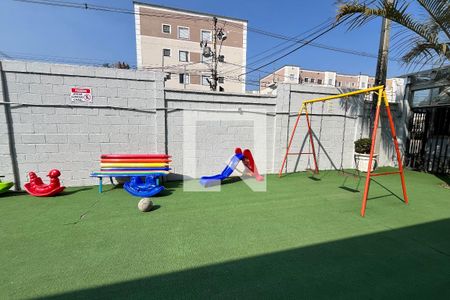 Apartamento para alugar com 48m², 2 quartos e 1 vaga Apartamento para alugar com 48m², 2 quartos e 1 vagaÁrea comum - Playground