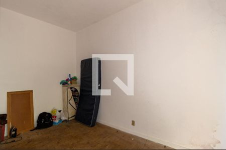 Casa à venda com 200m², 3 quartos e 3 vagas Casa à venda com 200m², 3 quartos e 3 vagasQuarto 2