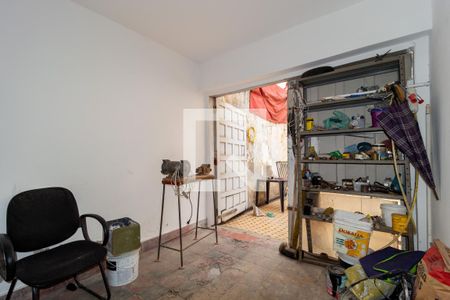 Casa à venda com 200m², 3 quartos e 3 vagas Casa à venda com 200m², 3 quartos e 3 vagasDepósito