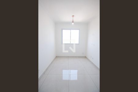 Sala de apartamento para alugar com 2 quartos, 42m² em Parque Arariba, São Paulo