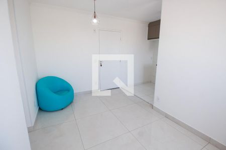 Sala de apartamento para alugar com 2 quartos, 42m² em Parque Arariba, São Paulo