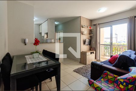 Sala de apartamento à venda com 2 quartos, 48m² em Vila Santa Delfina, São Paulo