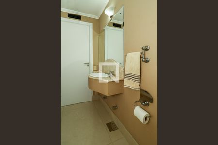 Apartamento para alugar com 182m², 3 quartos e 1 vagaLavabo