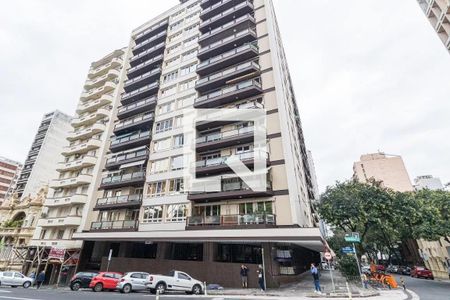 Apartamento para alugar com 182m², 3 quartos e 1 vagaFachada