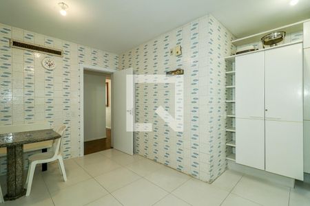 Apartamento para alugar com 182m², 3 quartos e 1 vagaCozinha