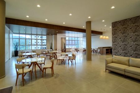 Apartamento para alugar com 52m², 1 quarto e 1 vaga Apartamento para alugar com 52m², 1 quarto e 1 vagaÁrea comum - Salão de festas