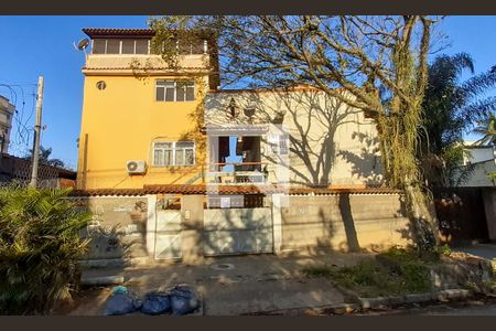 Casa de condomínio à venda com 109m², 2 quartos e 1 vaga Casa de condomínio à venda com 109m², 2 quartos e 1 vagaFachada