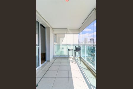 Apartamento à venda com 49m², 1 quarto e 1 vaga Apartamento à venda com 49m², 1 quarto e 1 vagaVaranda