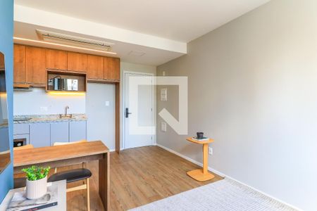Sala de apartamento à venda com 2 quartos, 48m² em Vila São Francisco (zona Sul), São Paulo