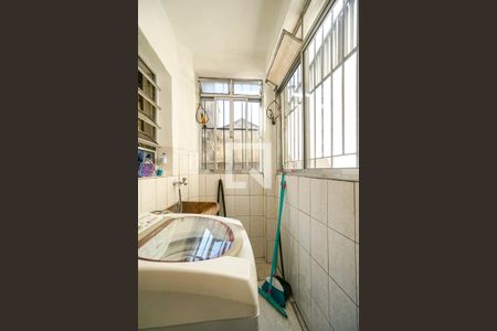 Apartamento à venda com 85m², 2 quartos e 2 vagasÁrea de serviço