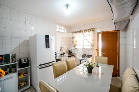 Apartamento à venda com 85m², 2 quartos e 2 vagasCozinha