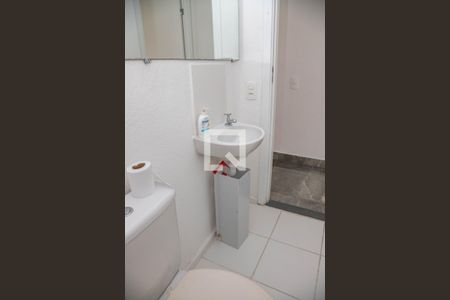 Apartamento para alugar com 41m², 2 quartos e sem vagaBanheiro