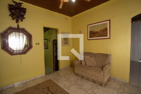 Casa à venda com 540m², 5 quartos e 2 vagas Casa à venda com 540m², 5 quartos e 2 vagasSala de Estar