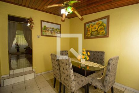 Casa à venda com 540m², 5 quartos e 2 vagas Casa à venda com 540m², 5 quartos e 2 vagasSala de Jantar