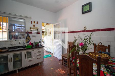 Casa à venda com 540m², 5 quartos e 2 vagas Casa à venda com 540m², 5 quartos e 2 vagasCozinha - Casa 2