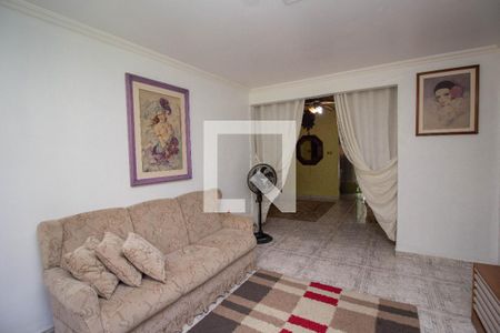 Casa à venda com 540m², 5 quartos e 2 vagas Casa à venda com 540m², 5 quartos e 2 vagasSala