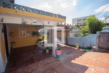 Casa à venda com 540m², 5 quartos e 2 vagas Casa à venda com 540m², 5 quartos e 2 vagasGaragem