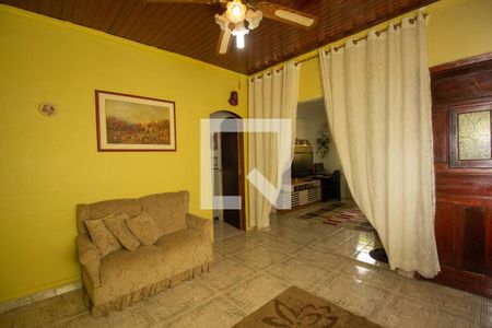 Casa à venda com 540m², 5 quartos e 2 vagas Casa à venda com 540m², 5 quartos e 2 vagasSala de Estar