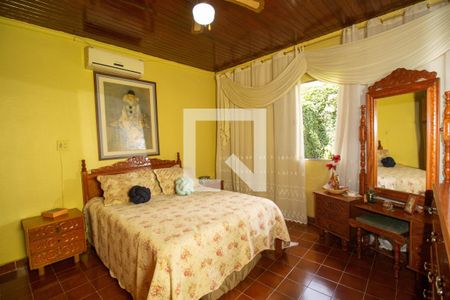 Casa à venda com 540m², 5 quartos e 2 vagas Casa à venda com 540m², 5 quartos e 2 vagasQuarto 3