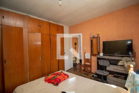 Casa à venda com 540m², 5 quartos e 2 vagas Casa à venda com 540m², 5 quartos e 2 vagasQuarto 1 - Casa 2