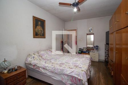 Casa à venda com 540m², 5 quartos e 2 vagas Casa à venda com 540m², 5 quartos e 2 vagasQuarto 2 - Casa 2