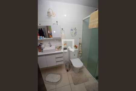 Casa à venda com 540m², 5 quartos e 2 vagas Casa à venda com 540m², 5 quartos e 2 vagasBanheiro