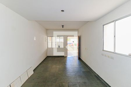 Sala de casa para alugar com 2 quartos, 140m² em Chácara Monte Alegre, São Paulo