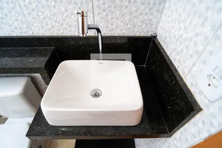 Apartamento para alugar com 49m², 2 quartos e 1 vaga Apartamento para alugar com 49m², 2 quartos e 1 vagaBanheiro