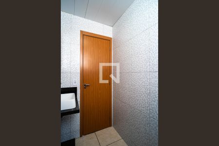 Apartamento para alugar com 49m², 2 quartos e 1 vaga Apartamento para alugar com 49m², 2 quartos e 1 vagaBanheiro