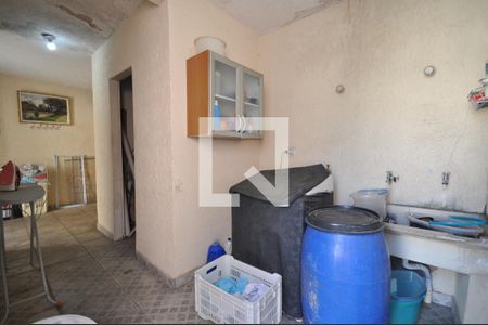 Casa à venda com 240m², 3 quartos e 2 vagasÁrea de Serviço