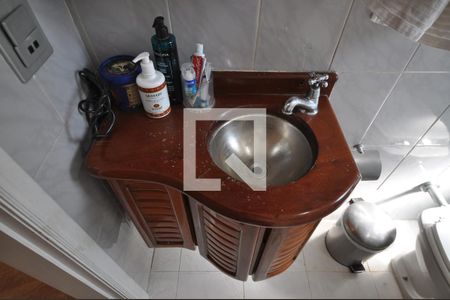 Casa à venda com 240m², 3 quartos e 2 vagasBanheiro da Suíte 2