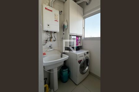 Apartamento à venda com 72m², 2 quartos e 1 vagaÁrea de Serviço