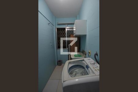 Apartamento à venda com 68m², 2 quartos e 1 vagaÁreade Serviço
