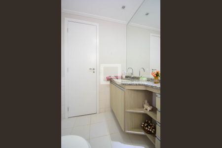 Apartamento à venda com 115m², 3 quartos e 2 vagasBanheiro da Suíte