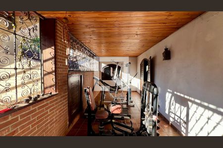 Casa à venda com 592m², 5 quartos e 3 vagas Casa à venda com 592m², 5 quartos e 3 vagasAcademia