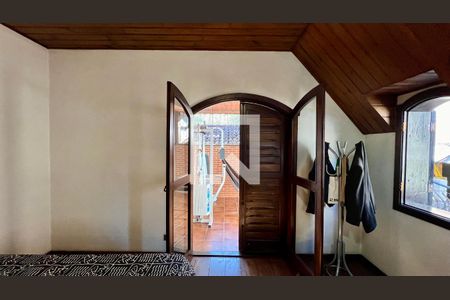 Casa à venda com 592m², 5 quartos e 3 vagas Casa à venda com 592m², 5 quartos e 3 vagasSuite 4