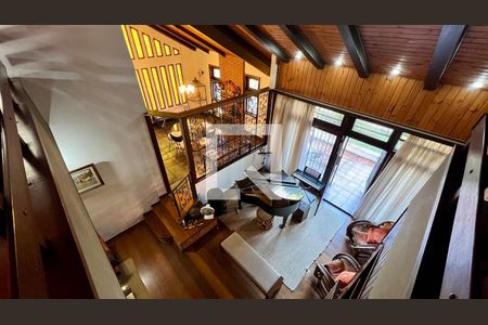 Casa à venda com 592m², 5 quartos e 3 vagas Casa à venda com 592m², 5 quartos e 3 vagasVista da sala