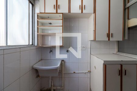 Apartamento para alugar com 75m², 3 quartos e 1 vagaÁrea de Serviço
