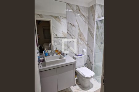 Apartamento à venda com 215m², 4 quartos e 4 vagas Apartamento à venda com 215m², 4 quartos e 4 vagasSuíte