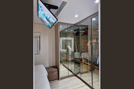 Apartamento à venda com 215m², 4 quartos e 4 vagas Apartamento à venda com 215m², 4 quartos e 4 vagasSuíte