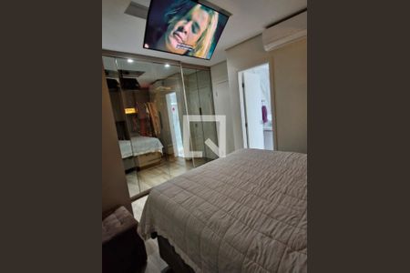 Apartamento à venda com 215m², 4 quartos e 4 vagas Apartamento à venda com 215m², 4 quartos e 4 vagasSuíte