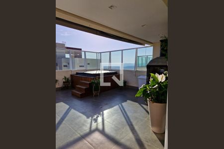 Apartamento à venda com 215m², 4 quartos e 4 vagas Apartamento à venda com 215m², 4 quartos e 4 vagasvaranda